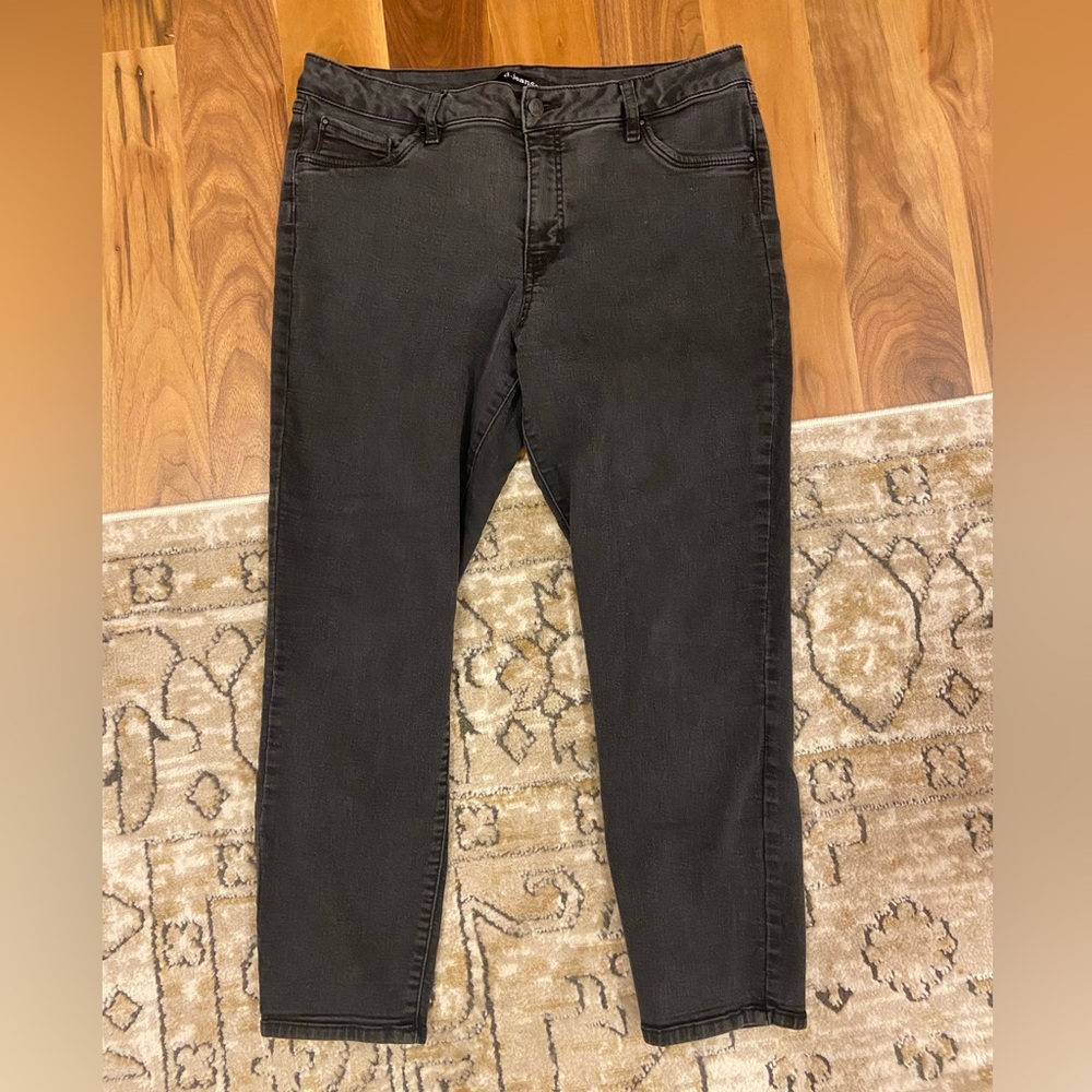 Black Jeans